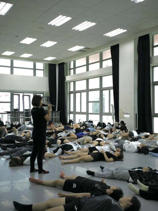 【高教深耕講座】20251021 程鈺婷《能量身體的超能力—麥可•契訶夫技巧工作坊》圖片